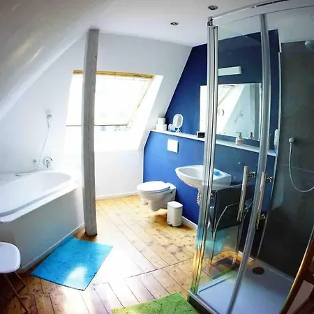 Gemuetliche 4zkb Im Gruenen Herzen Luebecks * Lubeka